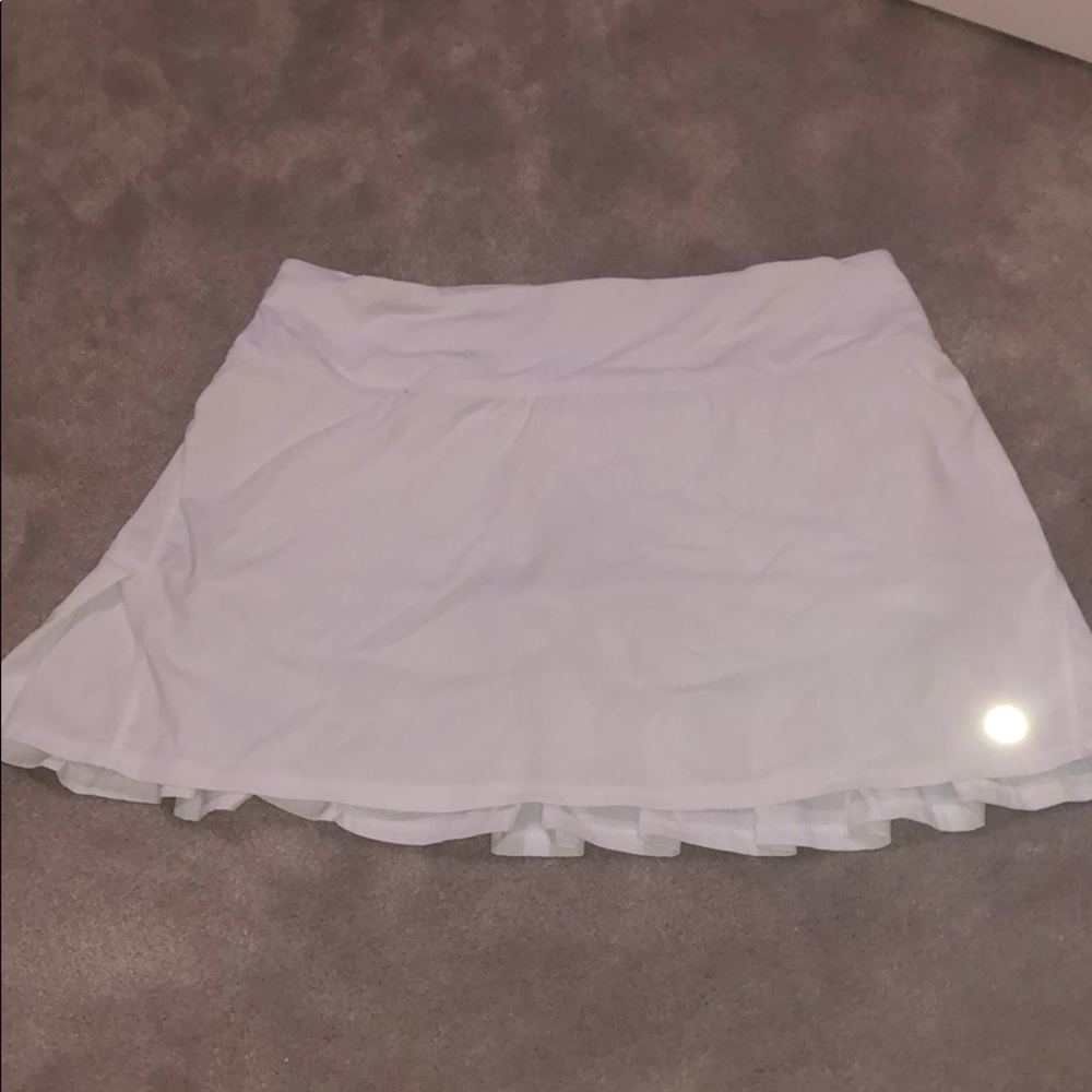 white lululemon skirt